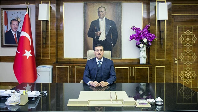 Gümrük ve Ticaret Bakanı Bülent Tüfenkci