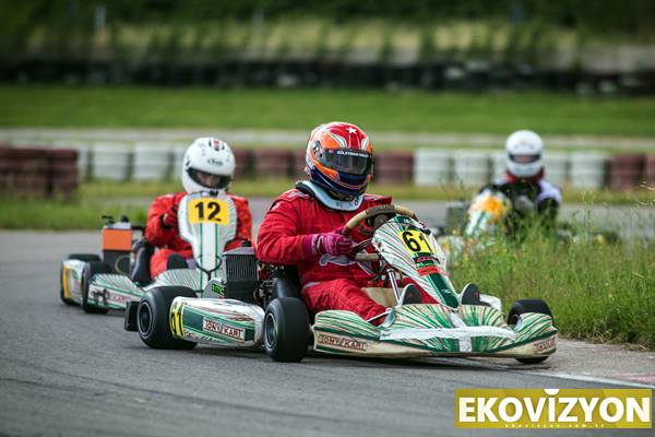 bossek karting otomobil yarışları