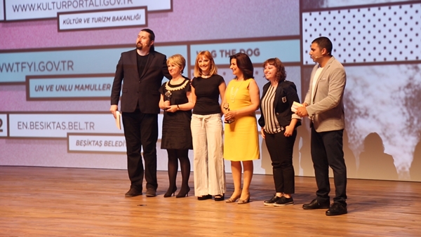 Un ve Unlu Mamuller Tanıtım Grubu Altın Örümcek Web Ödülleri web