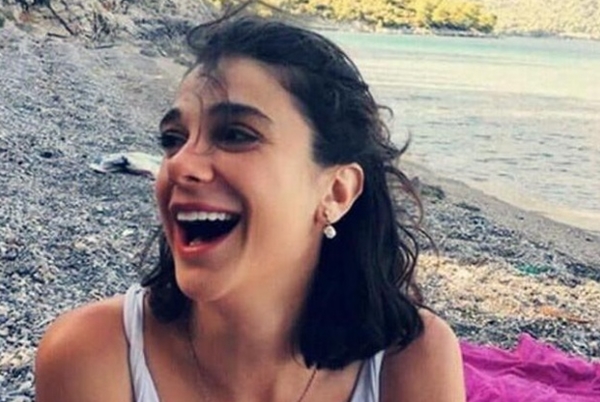 Kadına karşı şiddetle mücadele tartışmalı bir sözleşmeye indirgenemez