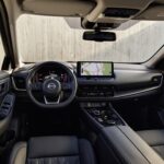 Piyasaya sunulduğu 2001’den bugüne kadar 7 milyon adede yakın satılan Nissan X-Trail dünyanın en popüler aile araçlarından biri. Nissan X-Trail, sezgisel teknolojisi ile SUV stiline ek olarak esnek kullanım ve dört tekerlekten çekiş özelliklerine sahip gelişmiş bir güç aktarma organına sahip.