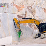 İzmir Mermer Fuarı'nda iki Eyfel Kulesi değişimi doğal taşlarla sergilenecek