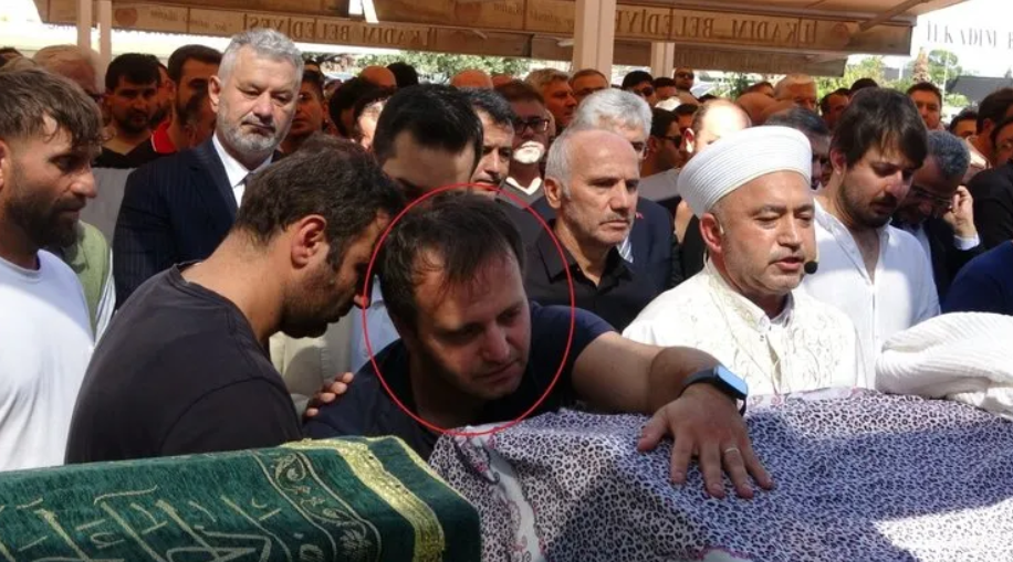 Doktor'un şeytani planından yasak aşk çıktı