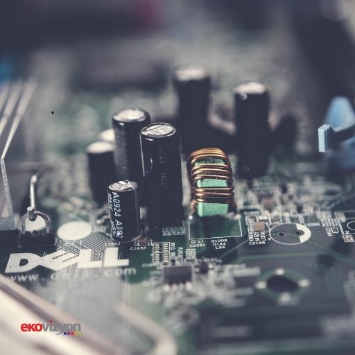 Merkez, elektronik para firmalarının faaliyetlerinin durdurmaya devam ediyor