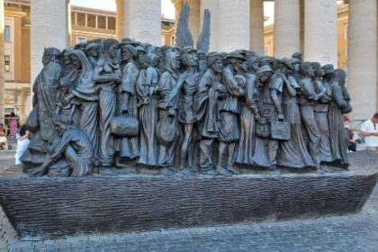 İspanya 500 bin belgesiz göçmene yasal statü veriyor