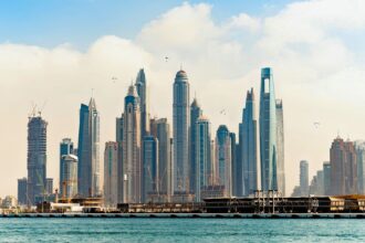 Dubai’de lüks oteller birer birer kapanıyor
