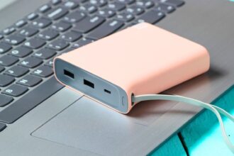 Uçak seyahatinde powerbank kullanımı yasaklandı