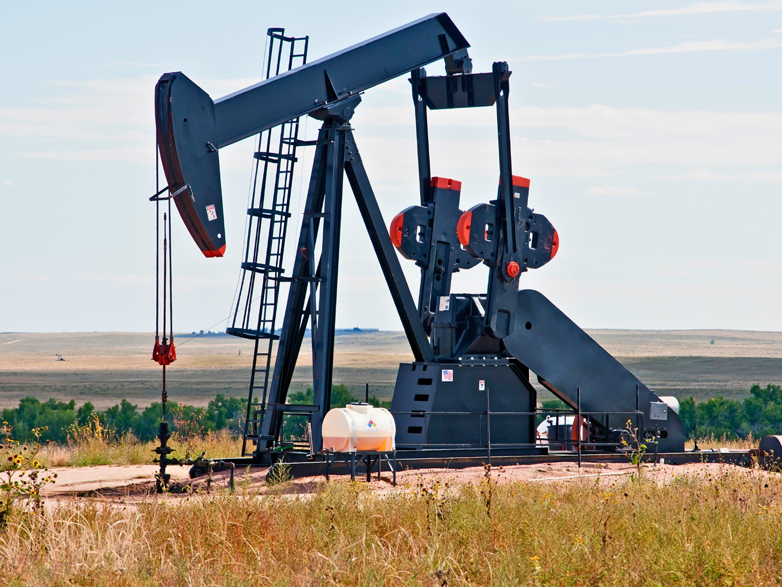Brent petrol 114 dolar