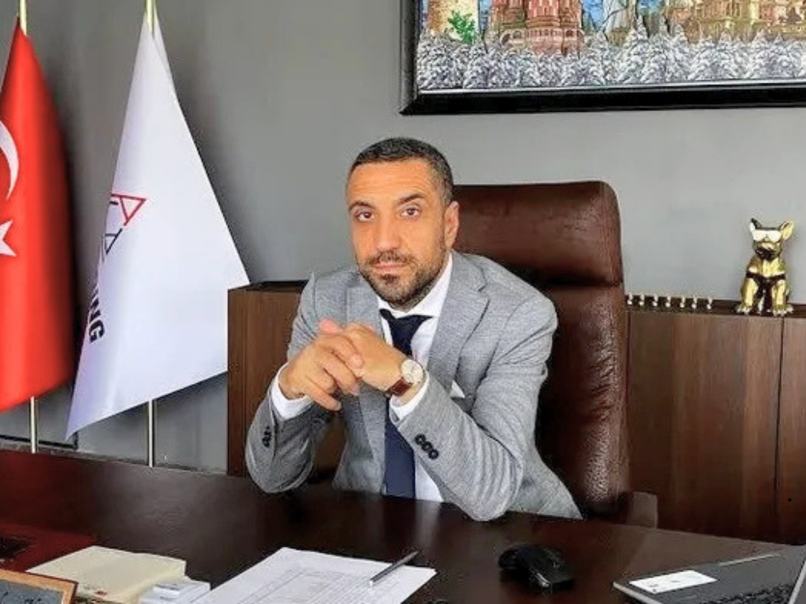 Aynı daireyi 13 kişi sattı