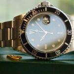 AVM'de rolex saat vurgunu